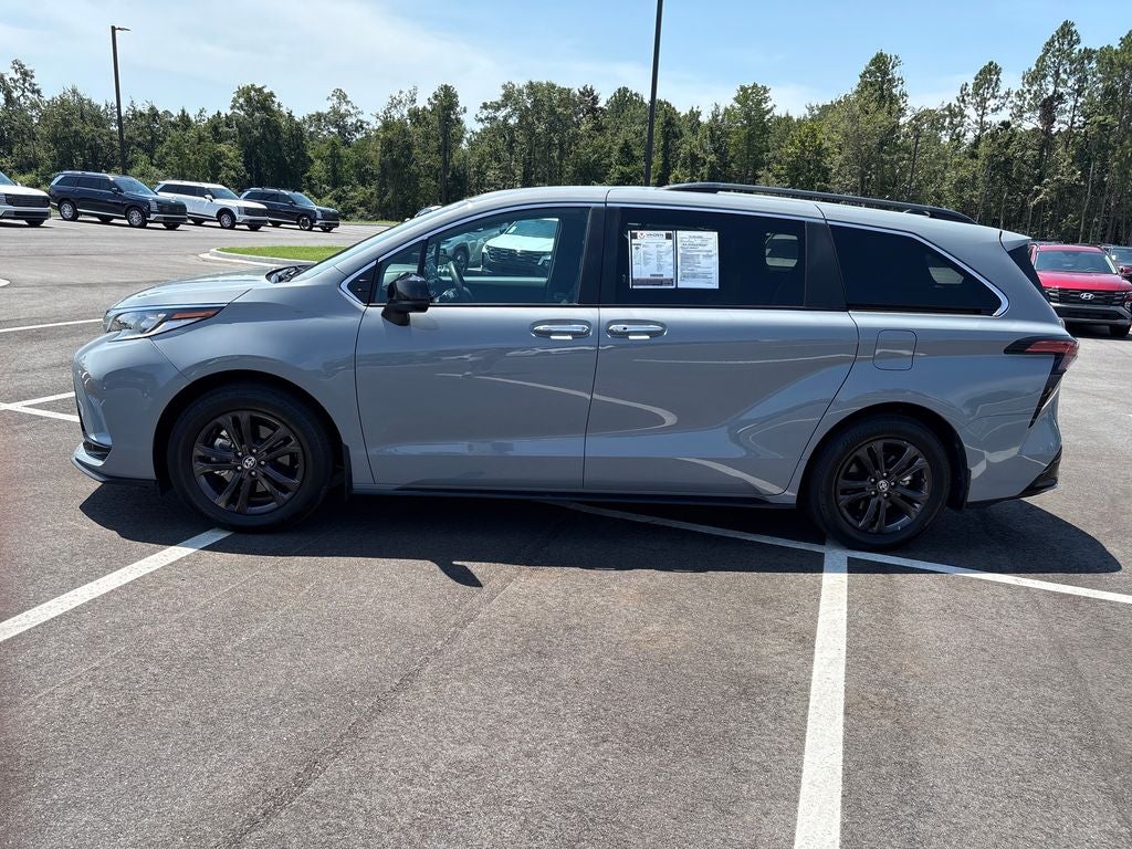 2024 Toyota Sienna XSE 7 Passenger