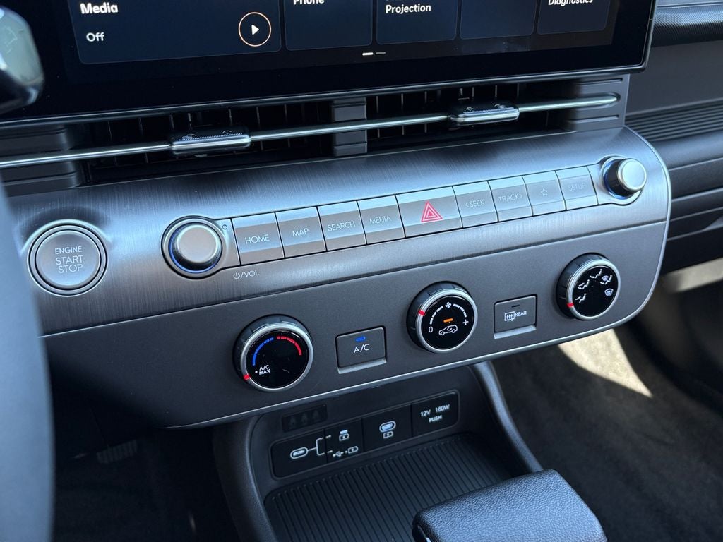 2026 Hyundai KONA SE FWD