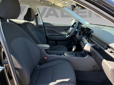 2026 Hyundai KONA SE FWD