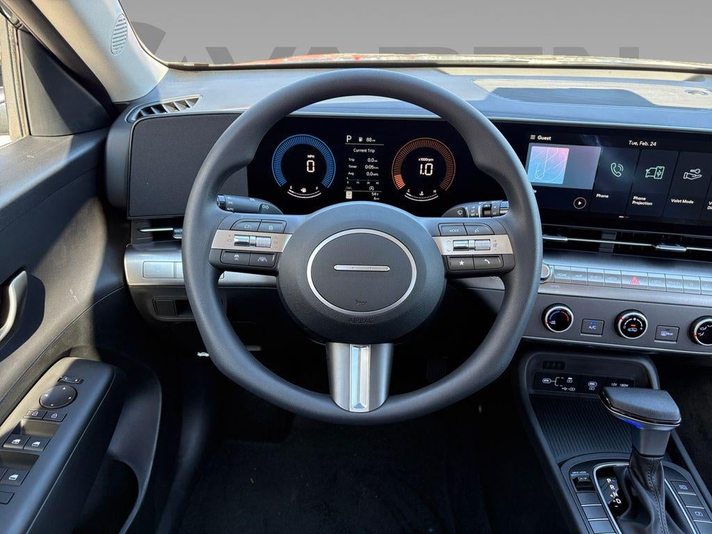 2026 Hyundai KONA SE FWD