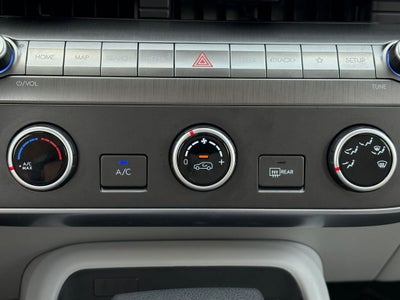 2024 Hyundai KONA SE