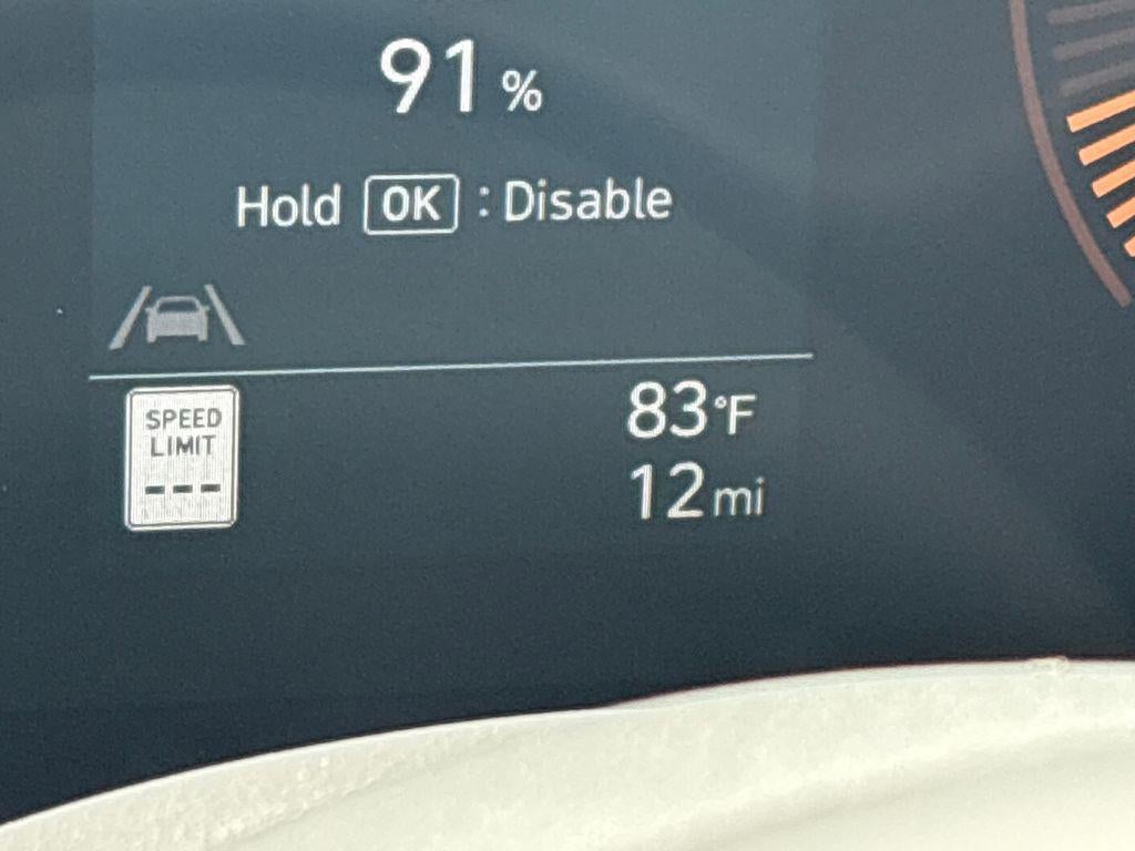 2027 Hyundai KONA SE FWD