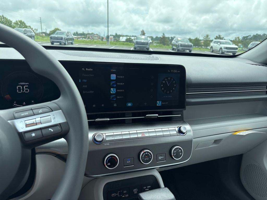 2027 Hyundai KONA SE FWD