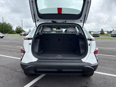 2027 Hyundai KONA SE FWD