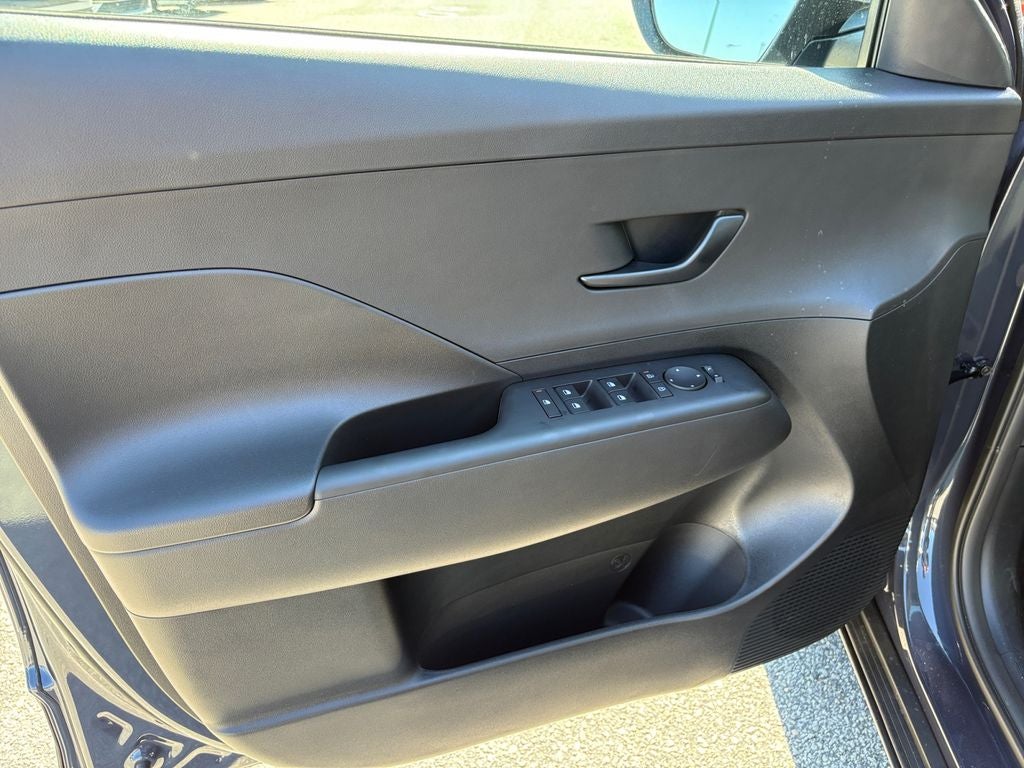 2026 Hyundai KONA SE FWD