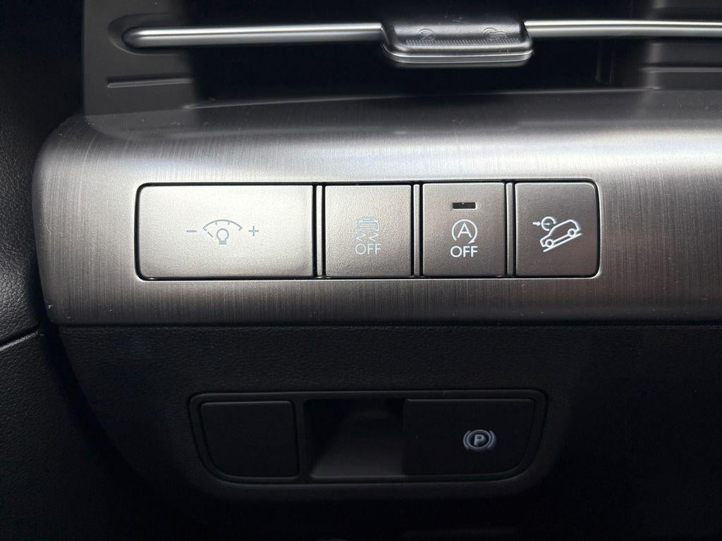 2026 Hyundai KONA SE FWD