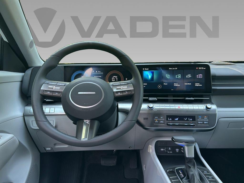 2025 Hyundai KONA SEL FWD