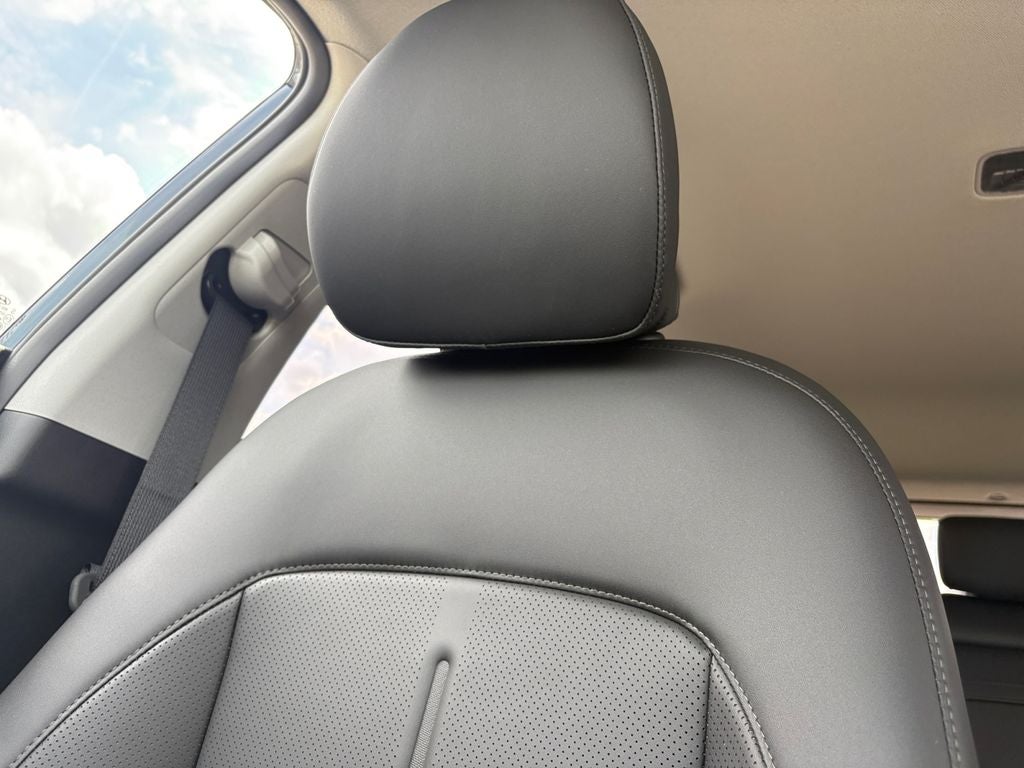 2026 Hyundai KONA SEL Premium FWD