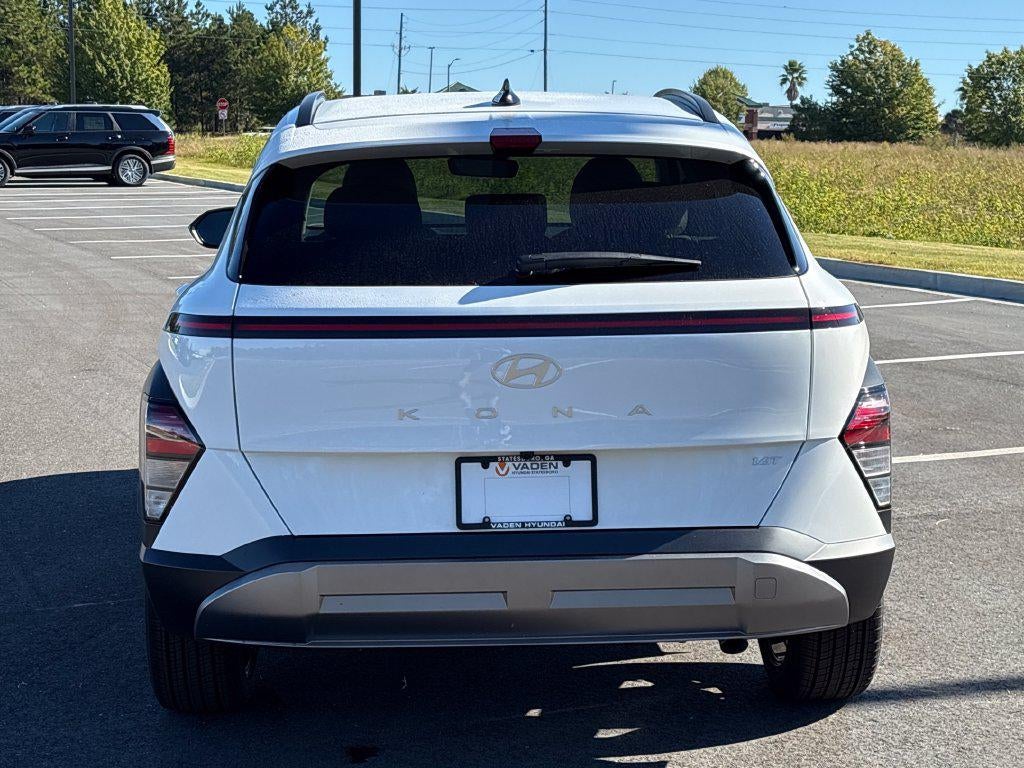 2027 Hyundai KONA SEL Premium FWD