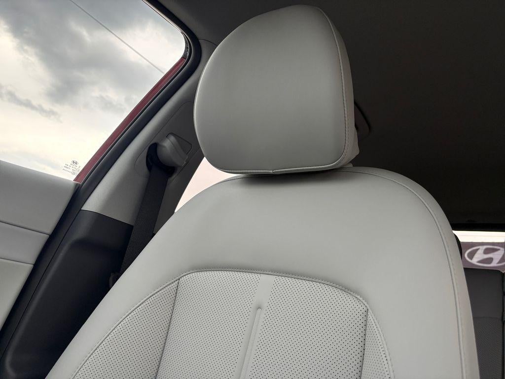 2026 Hyundai KONA SEL Premium FWD
