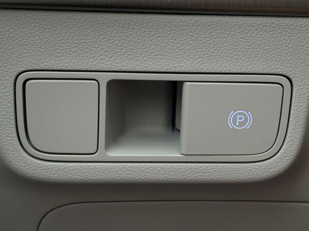 2026 Hyundai KONA SEL Premium FWD
