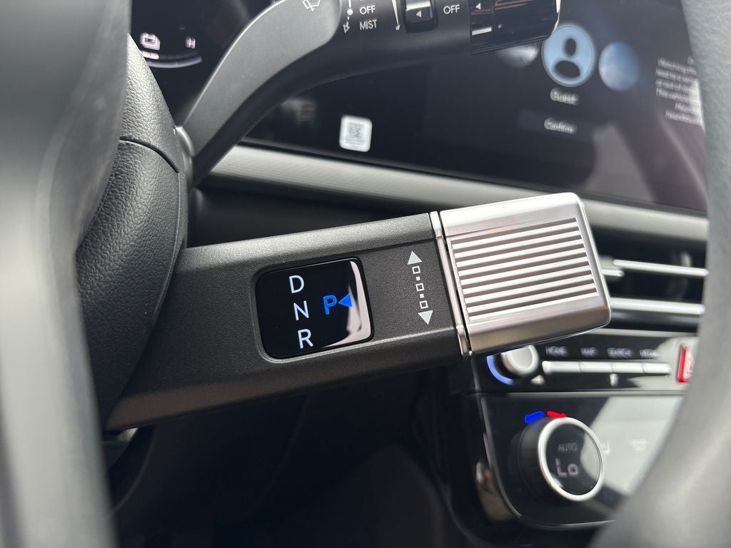 2026 Hyundai TUCSON HYBRID SEL FWD