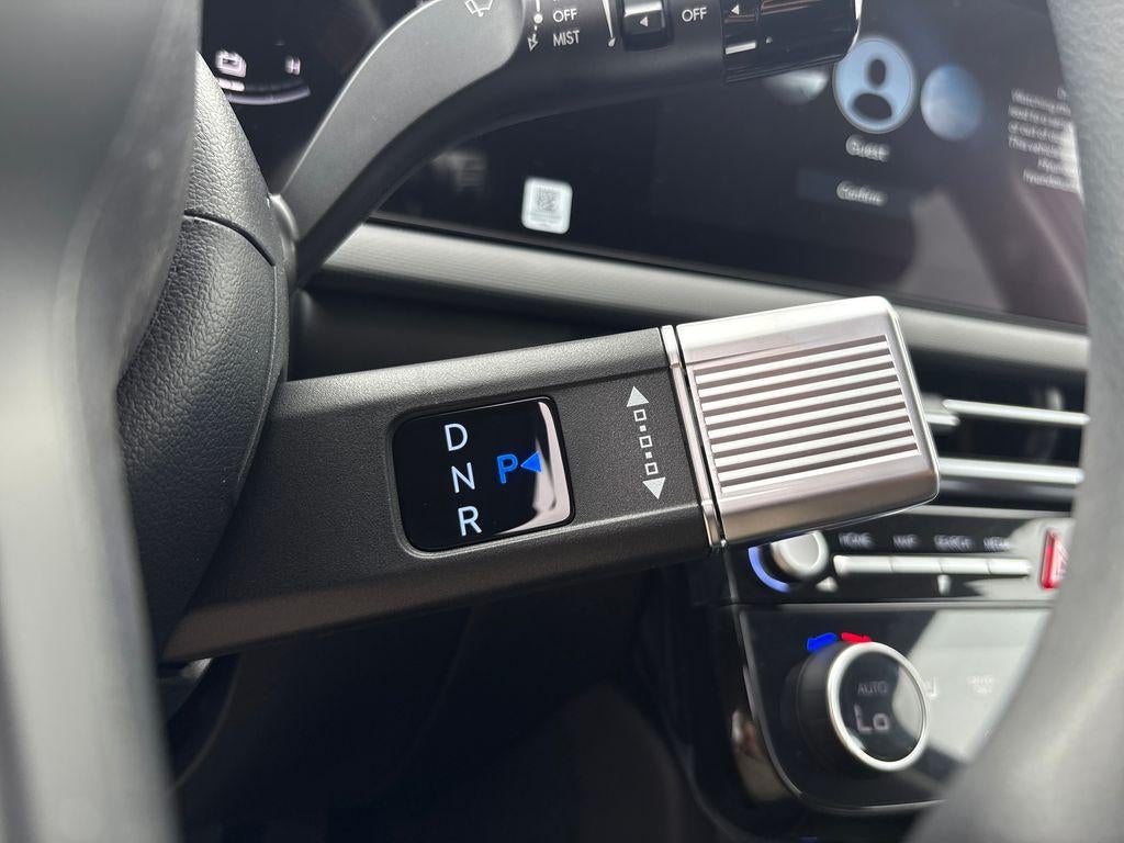2026 Hyundai TUCSON HYBRID SEL FWD