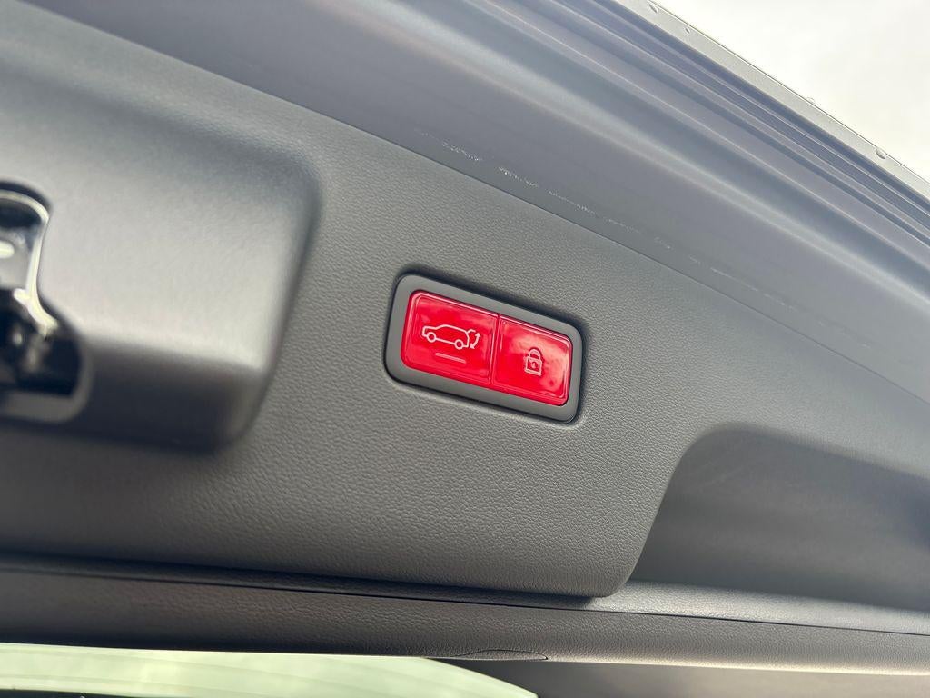 2027 Hyundai PALISADE HYBRID Blue SEL Premium 8P