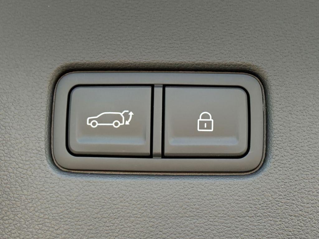 2026 Hyundai PALISADE HYBRID Blue SEL Premium 8P