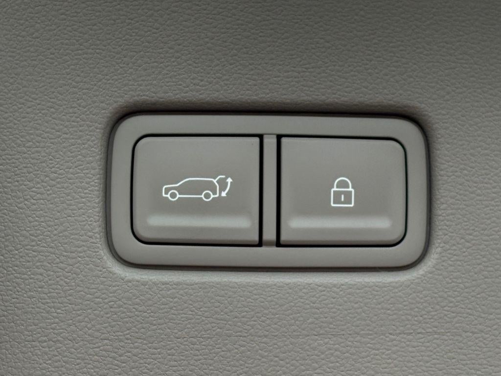 2026 Hyundai PALISADE HYBRID Blue SEL Premium 8P