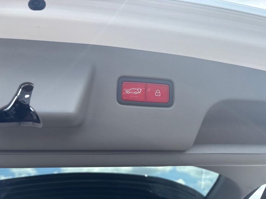 2027 Hyundai PALISADE HYBRID Limited 7P