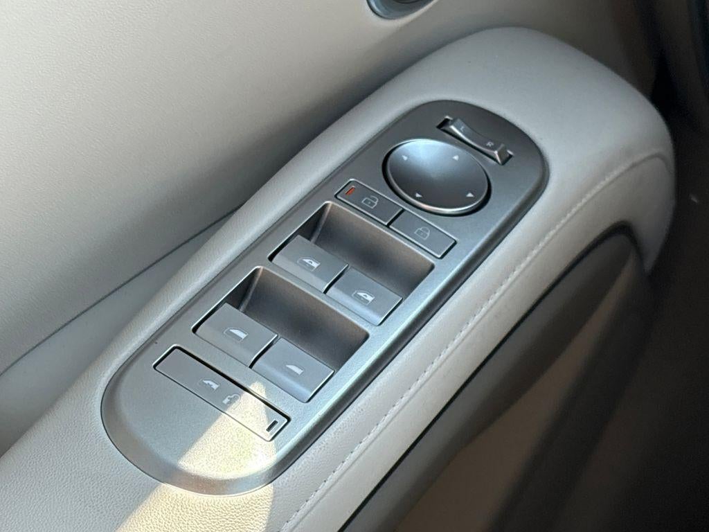 2027 Hyundai PALISADE HYBRID Blue SEL 7P