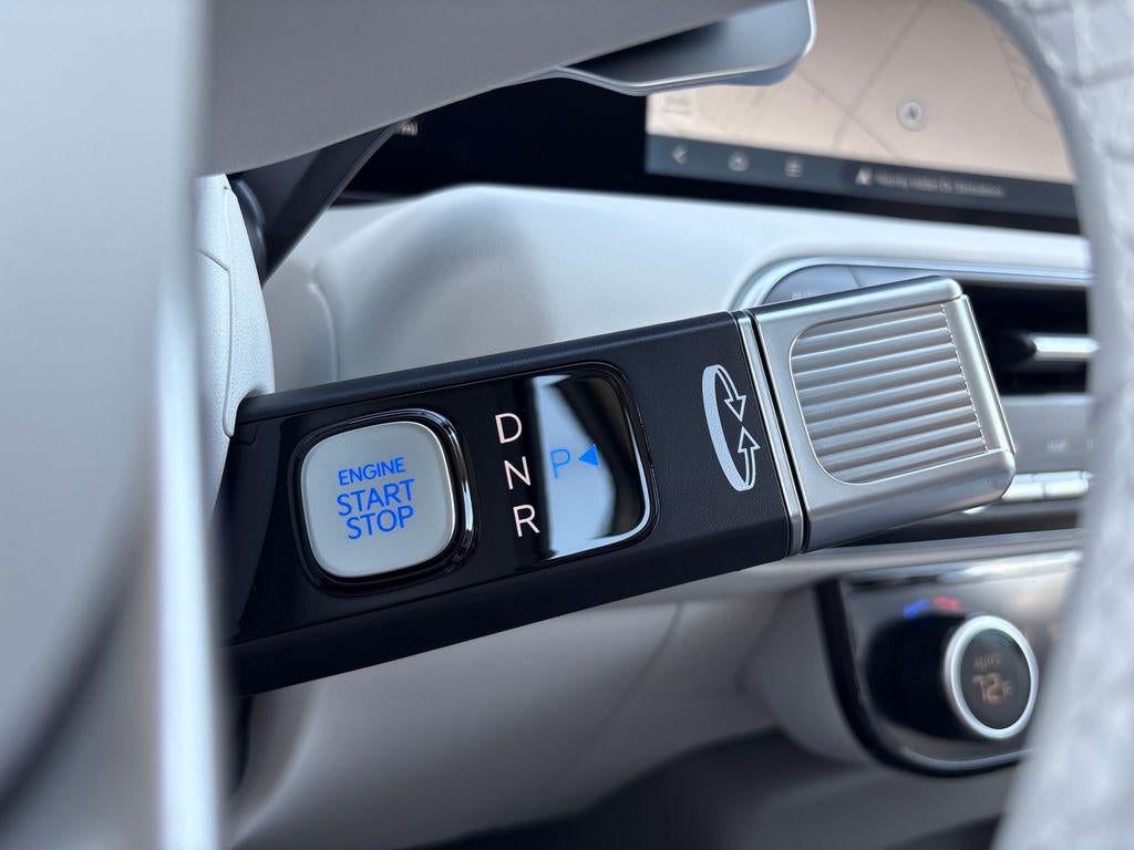 2027 Hyundai PALISADE HYBRID Blue SEL 8P