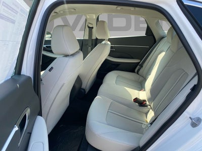 2025 Hyundai SONATA SE