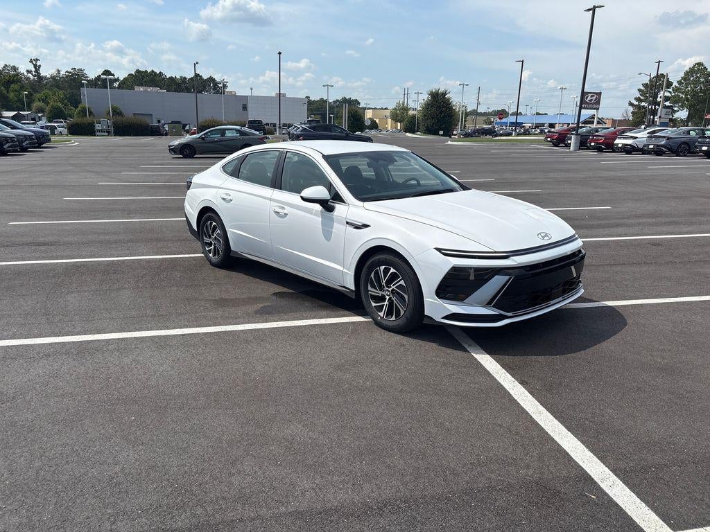 2026 Hyundai SONATA HYBRID Blue