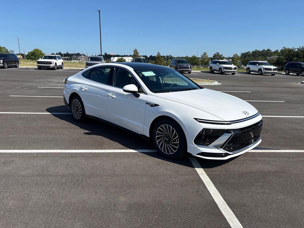 2026 Hyundai SONATA HYBRID SEL