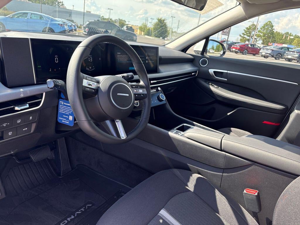 2026 Hyundai SONATA HYBRID SEL