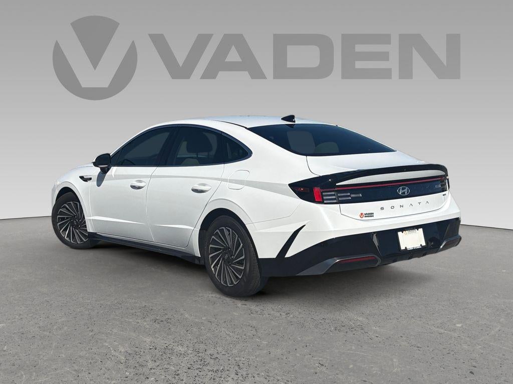 2025 Hyundai SONATA HYBRID SEL