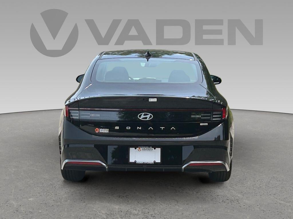 2025 Hyundai SONATA HYBRID SEL
