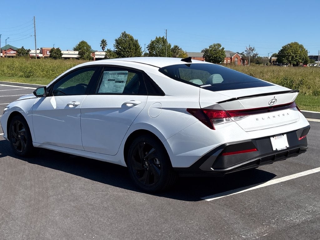 2026 Hyundai ELANTRA SEL Sport Plus