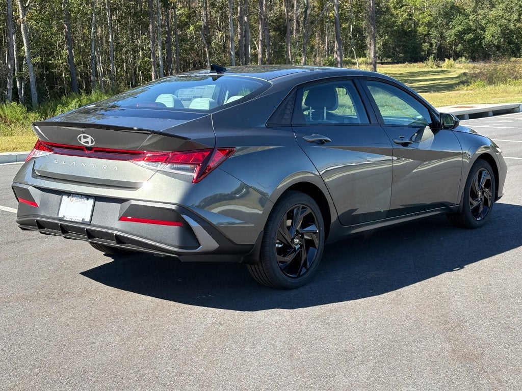 2026 Hyundai ELANTRA SEL Sport Plus