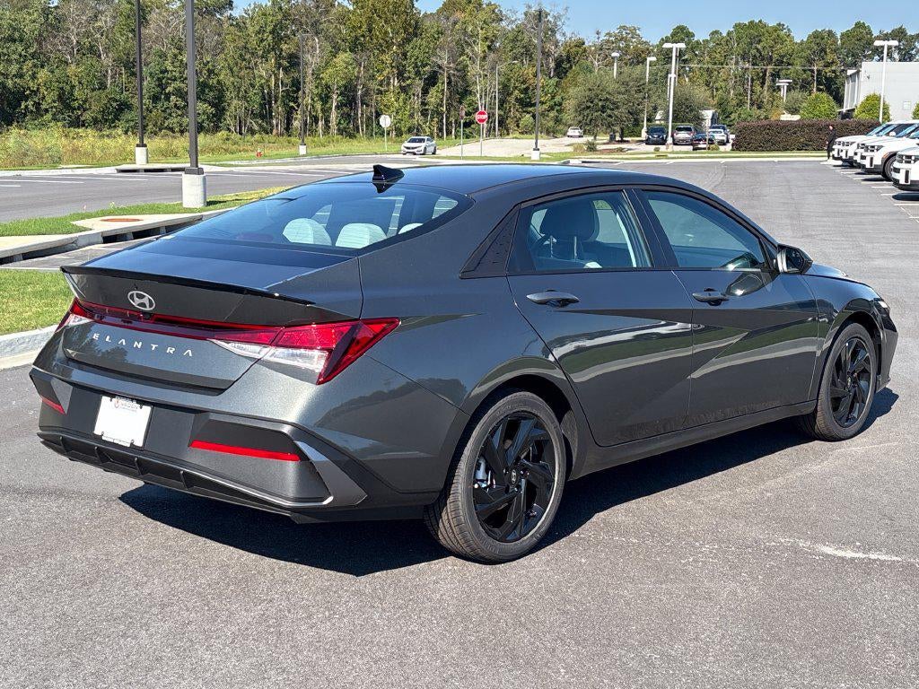 2026 Hyundai ELANTRA SEL Sport Plus
