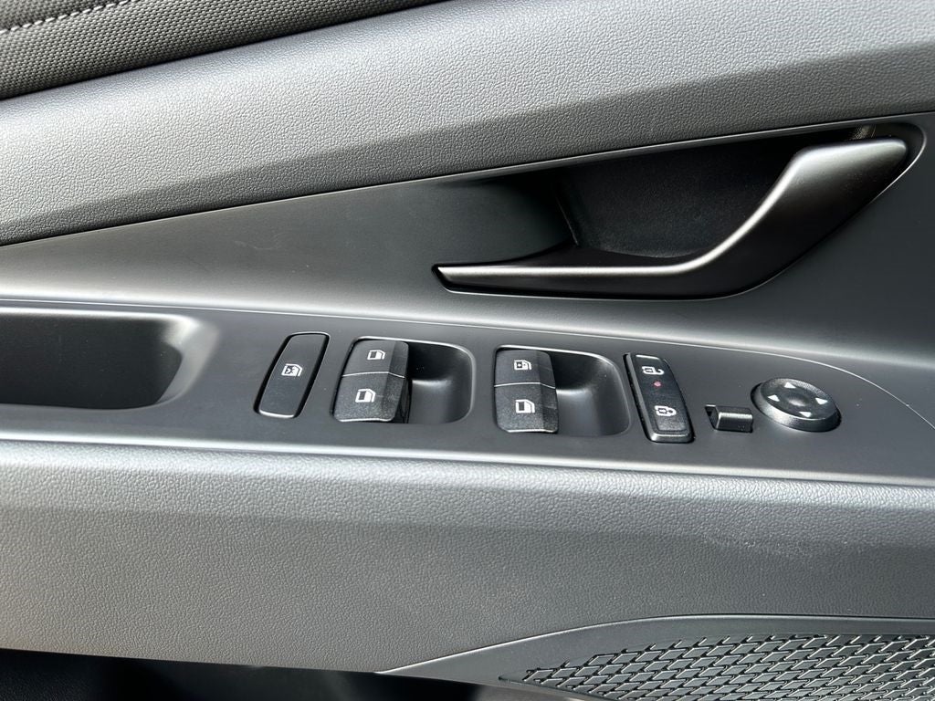 2025 Hyundai ELANTRA HEV SEL Sport