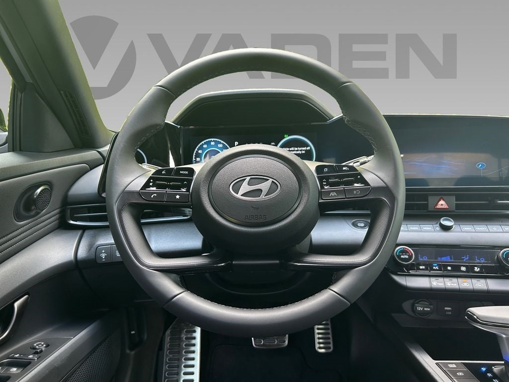 2025 Hyundai ELANTRA HEV SEL Sport