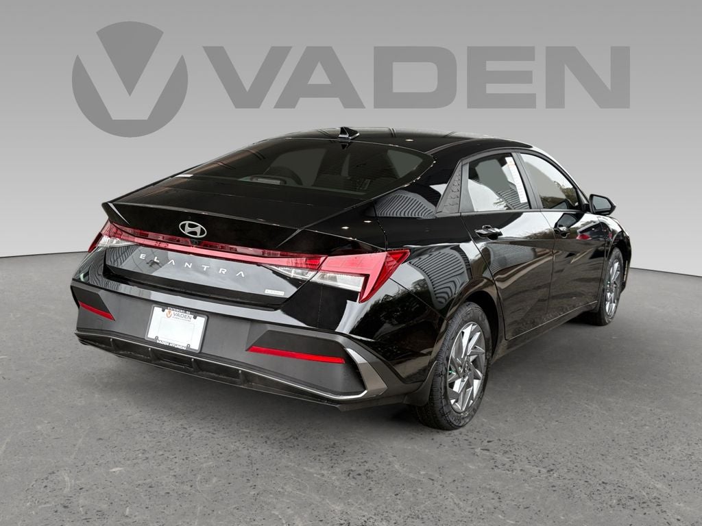 2026 Hyundai ELANTRA HEV Blue