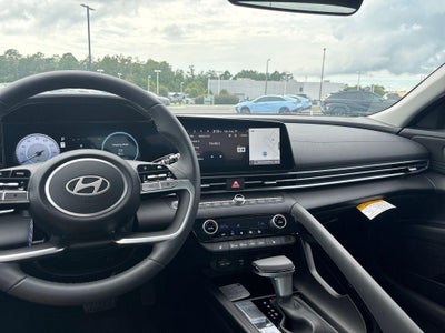 2026 Hyundai ELANTRA Limited