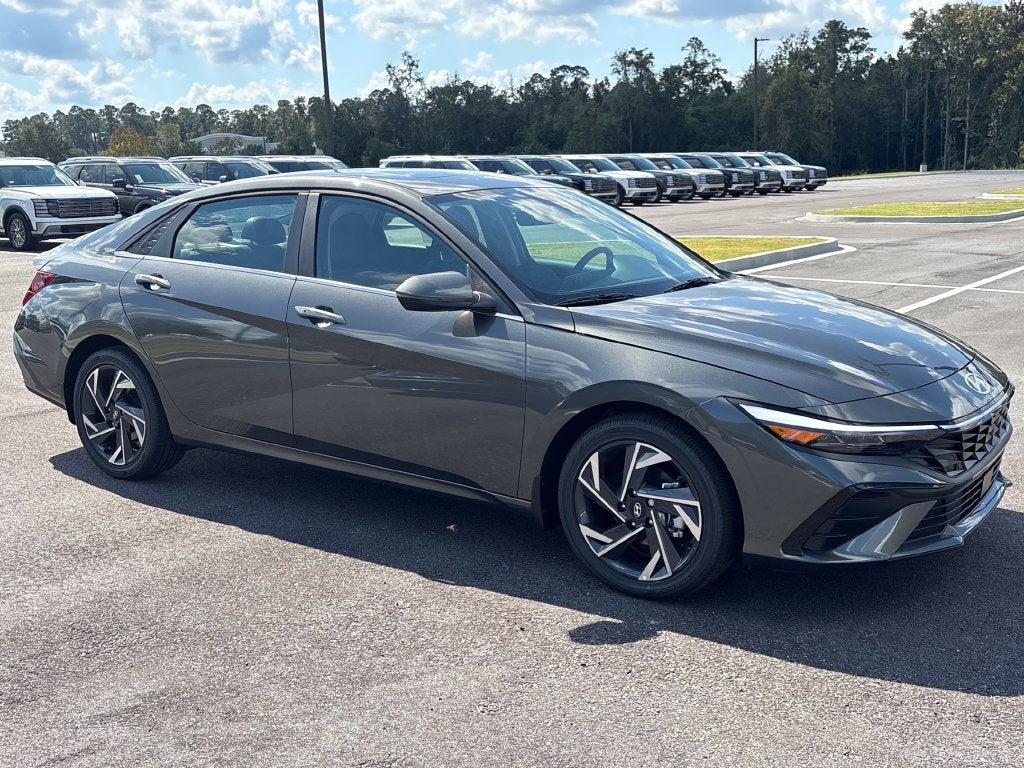 2026 Hyundai ELANTRA Limited
