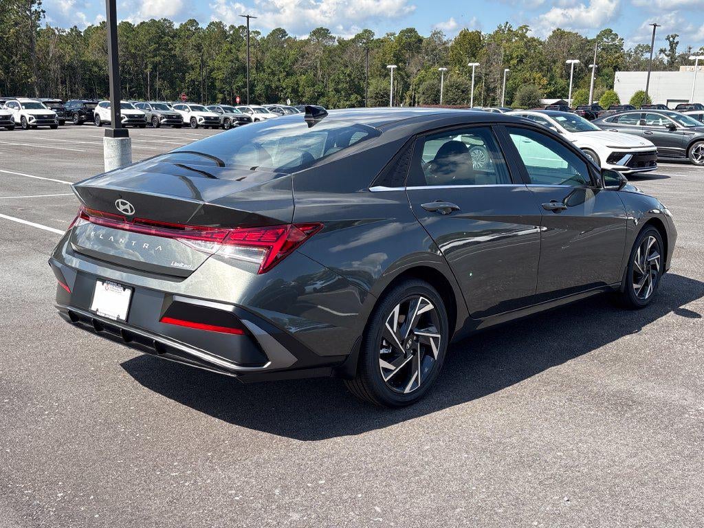 2026 Hyundai ELANTRA Limited