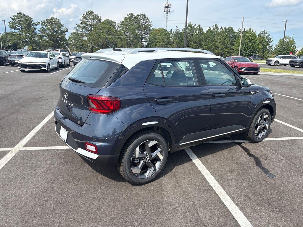 2026 Hyundai VENUE SEL W/Two-Tone Roof