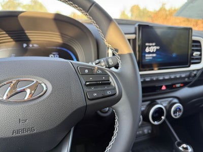 2025 Hyundai VENUE Limited