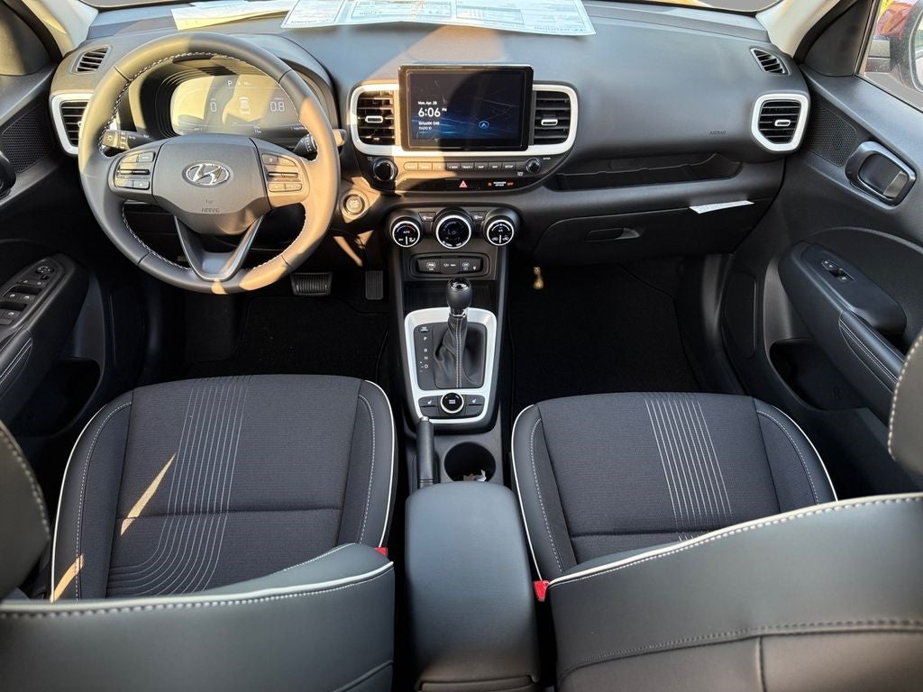 2025 Hyundai VENUE Limited