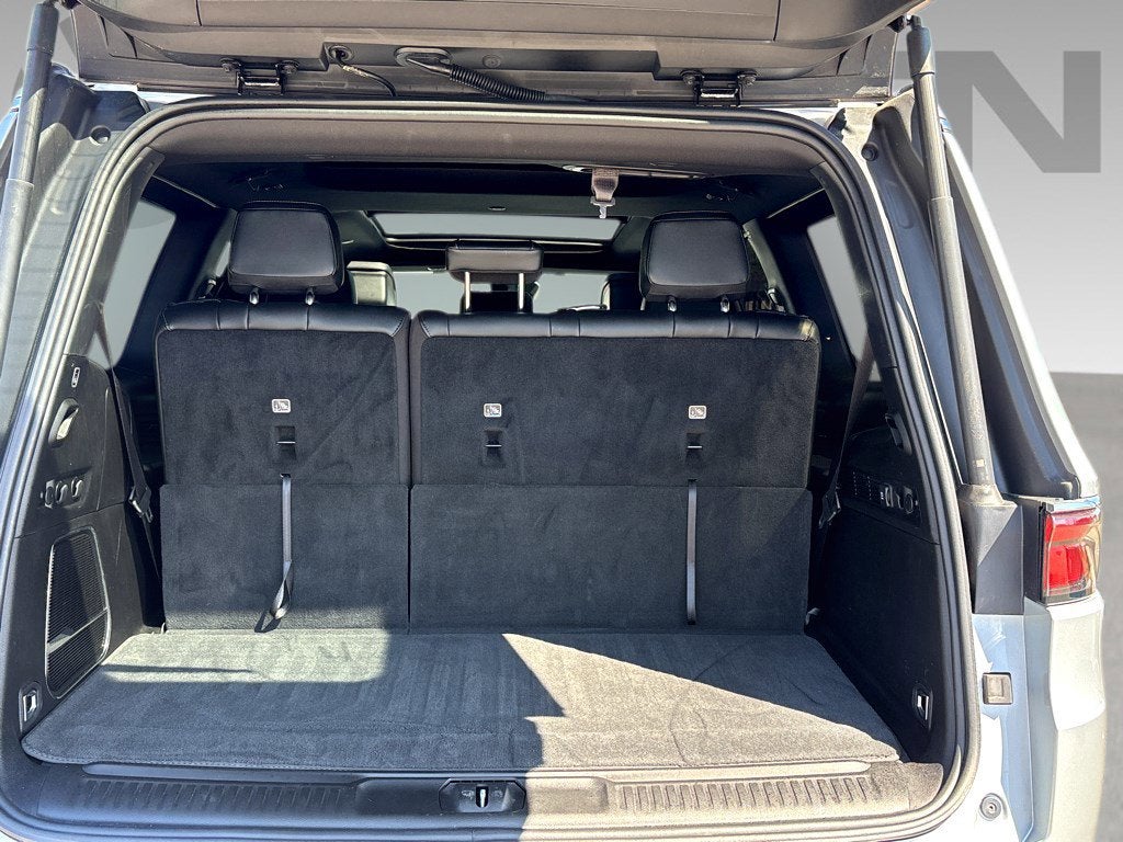 2024 Jeep Wagoneer BASE