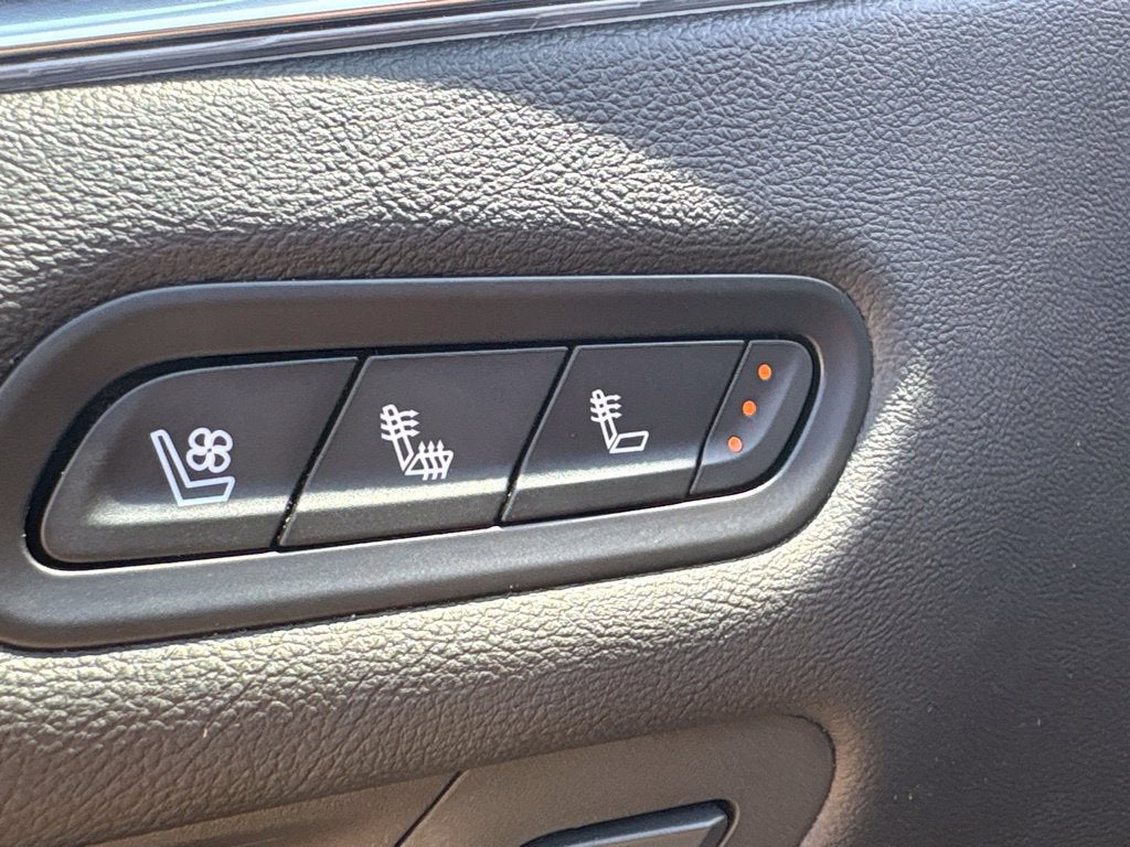 2022 Cadillac Escalade ESV Sport