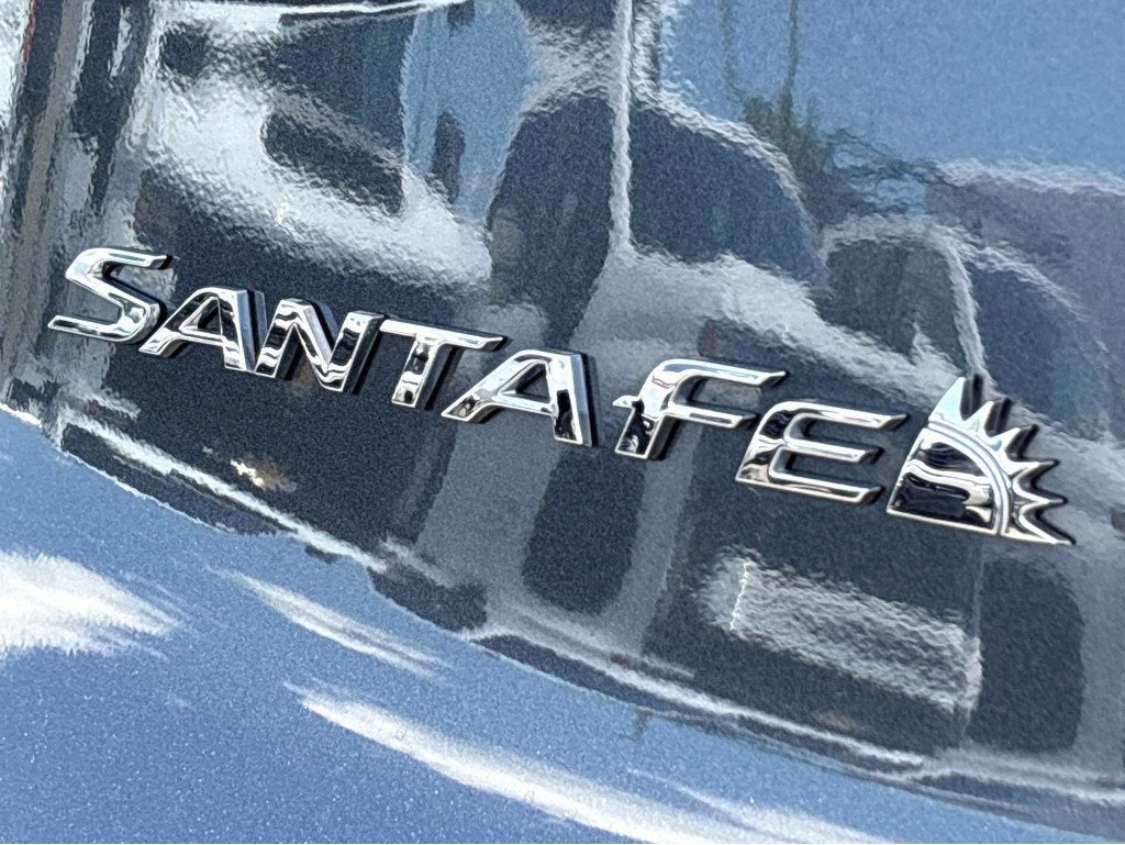 2023 Hyundai SANTA FE SE