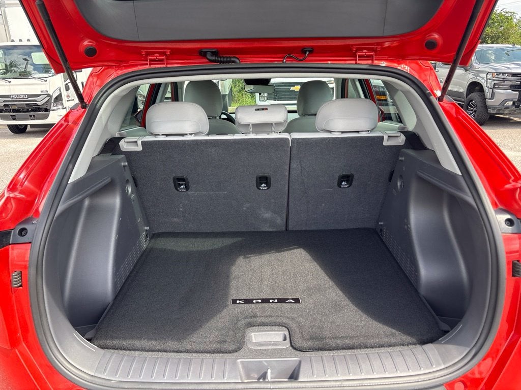 2024 Hyundai KONA SE