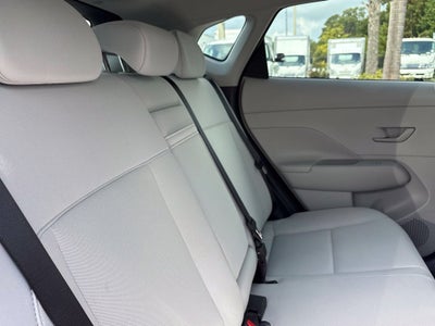 2024 Hyundai KONA SE