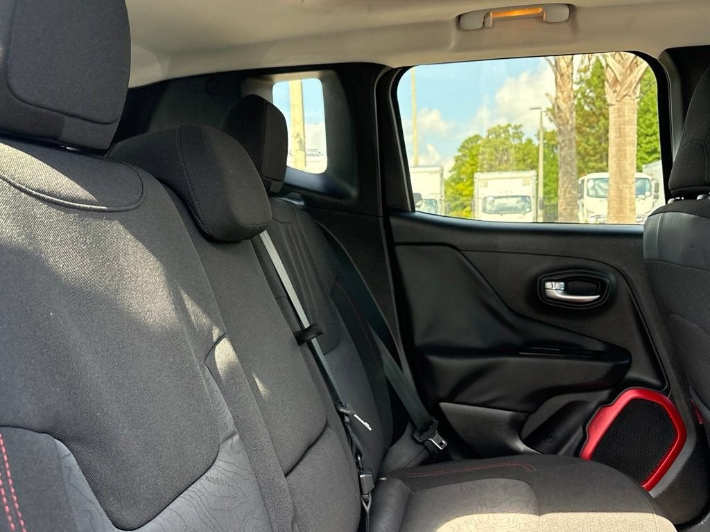 2016 Jeep Renegade Trailhawk