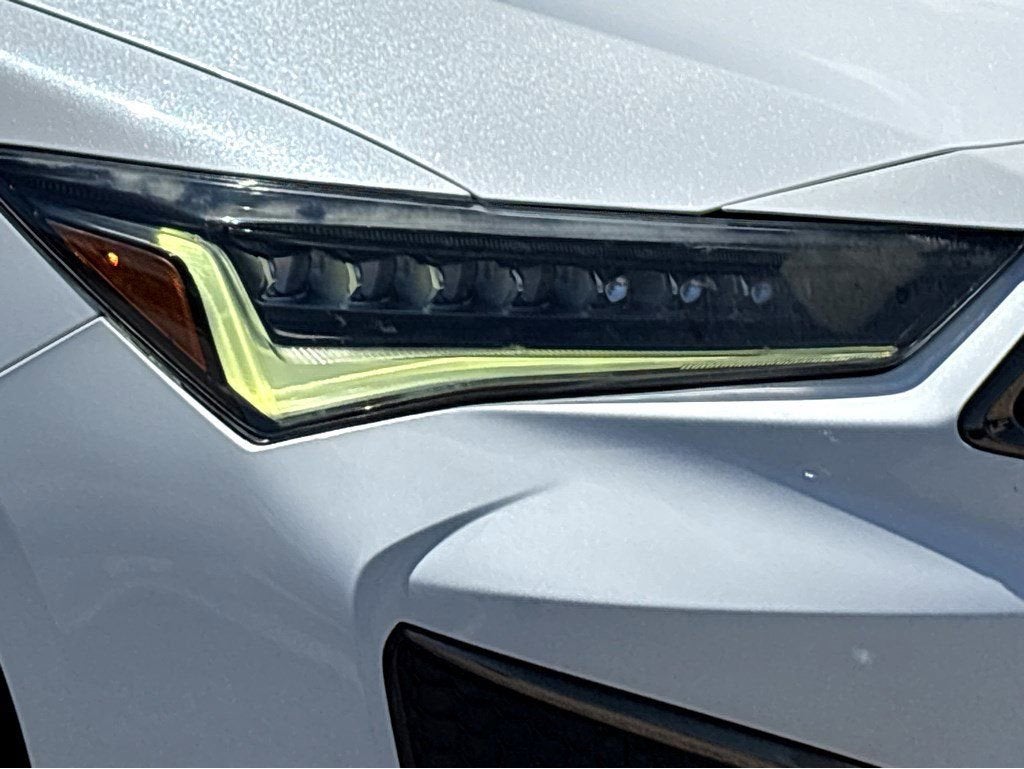 2020 Acura ILX w/Premium/A-SPEC Pkg
