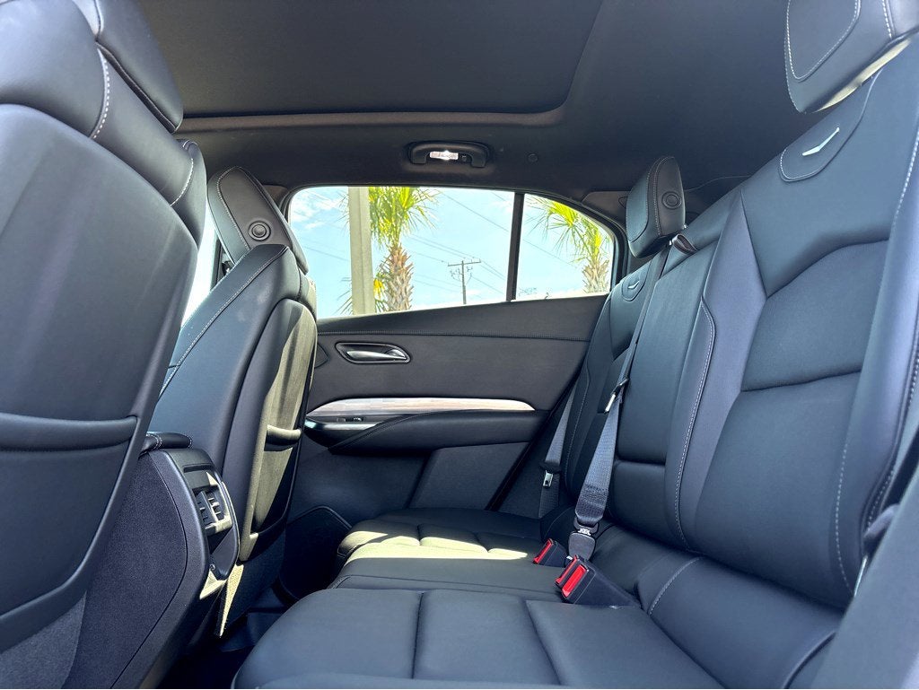 2024 Cadillac XT4 Premium Luxury