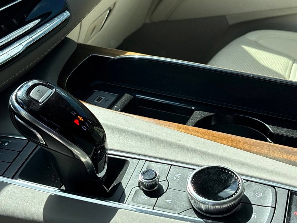 2024 Cadillac Escalade Premium Luxury Platinum